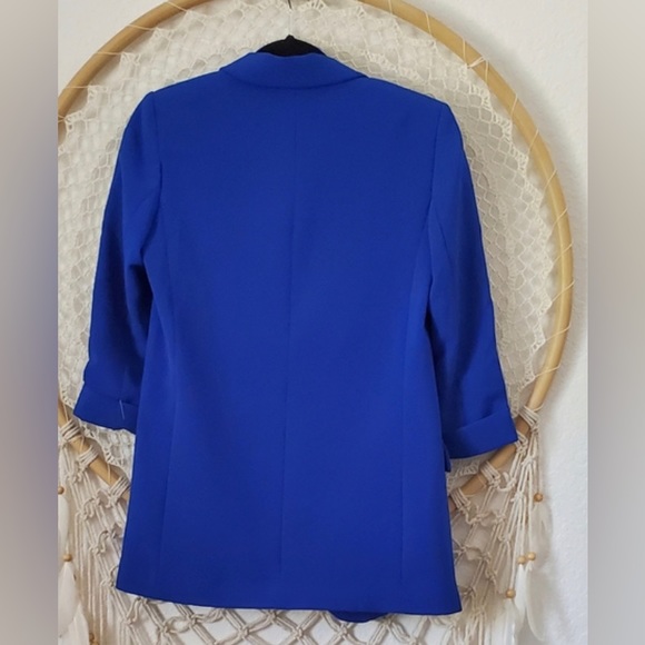 Zara blue blazer with pearl - Picture 4 of 5